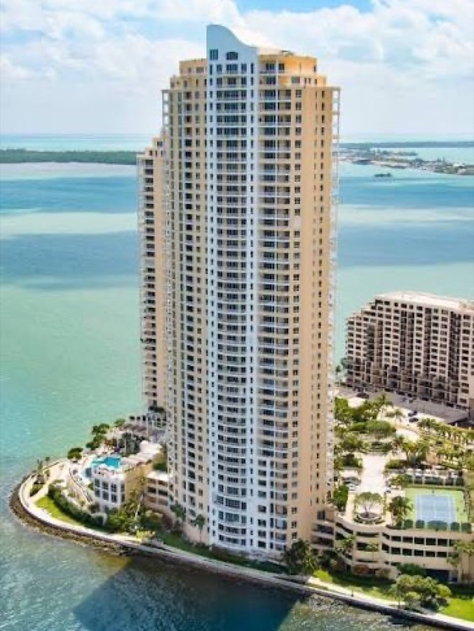 3 Tequesta Point
